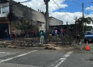 Reformita zona 12, vivienda quemada
