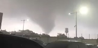 Remolinos se presentaron en Ciudad de Guatemala. Foto La Hora: Captura de pantalla.