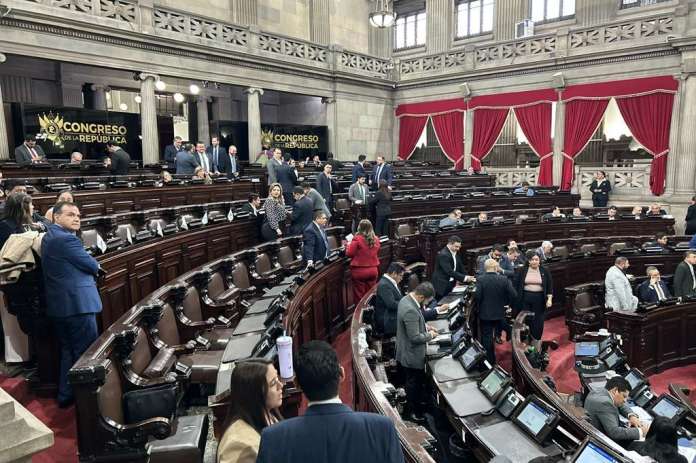 Sesión Secreta del 14 de octubre en el pleno del Congreso. Foto La Hora: José Orozco