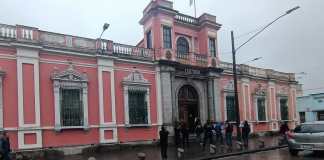 Diligencia de Allanamiento en el Tribunal Supremo Electoral. Foto La Hora: PNC