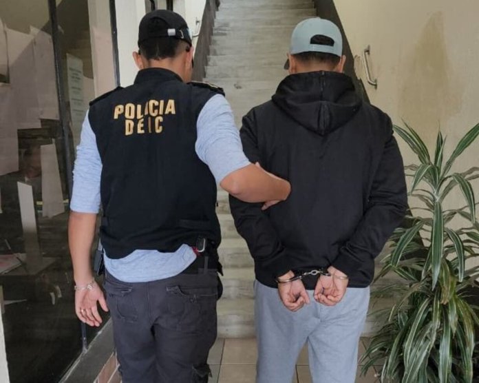 Recapturan a alias 