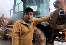 Trabajador de maquinaria pesada relata su experiencia en el derrumbe de carretera a El Salvador Jeremy Manuel, operador de maquinaria pesada. Foto La Hora: Daniel Ramírez.