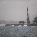 Fotografía de la lluvia durante el paso del huracán Melissa este sábado, en República Dominicana. Foto La Hora: EFE