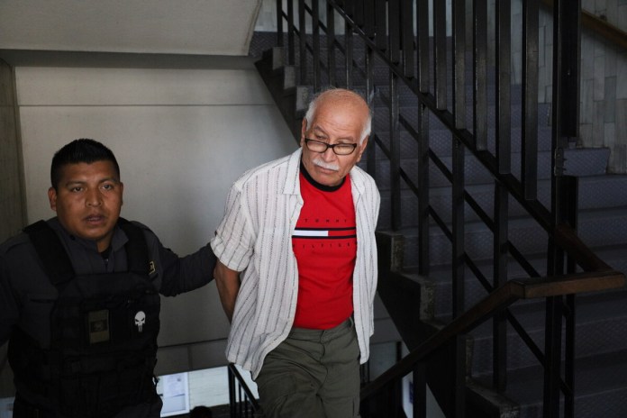 acevedo Juzgado fija fecha para cumplir con orden de Sala para enviar a prisión preventiva a Carlos Ovidio Acevedo. Foto La Hora: Daniel Ramírez