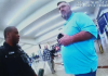 Grabación de la cámara corporal de la policía del 20 de octubre de 2025 muestra a Billy Joe Cagle, de Cartersville, Georgia, a la derecha, hablando con los agentes de policía antes de ser arrestado dentro de la terminal nacional del Aeropuerto Internacional Hartsfield-Jackson de Atlanta en Atlanta. Foto: AP