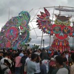 Grupos de barrileteros de Sumpango afinan los últimos detalles para celebrar el Festival del Barrilete este 1 de noviembre. Foto La Hora/Archivo