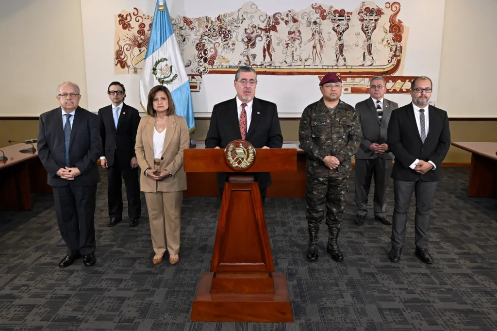 El presidente Bernardo Arévalo aseguró que el FBI y agencias de Estados Unidos apoyarán en el fortalecimiento de cárceles. Foto La Hora: Presidencia