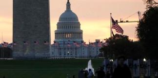 Republicanos culpan a los demócratas del cierre de Gobierno y estos dicen que no cederán: Foto: La Hora: EFE