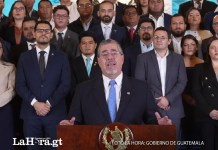Arévalo convoca a la OEA ante intento de golpe de Estado por el que señala a Porras y Orellana El presidente Bernardo Arévalo convocó a la Organización de Estados Américanos (OEA) por el intento de Golpe de Estado. Foto La Hora: Presidencia