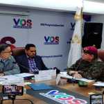 El viceministro de la Defensa, Germán Molina, responde dudas por la robo de armamento en Petén. Foto: La Hora