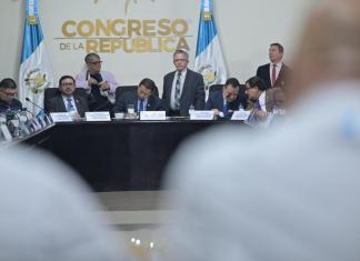 Los jefes de bloque contemplan que los diputados avancen con la aprobación de ciertas iniciativas de ley. Foto: La Hora / Fabricio Alonzo
