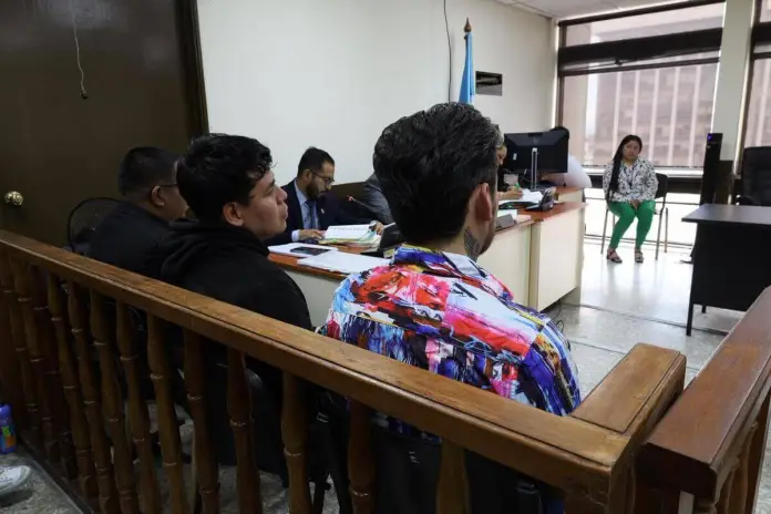 estilistas El Ministerio Público solicitó penas de prisión en contra de tres estilistas del centro comercial Capital acusados de violación. Foto La Hora: Daniel Ramírez