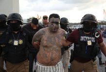 Estados Unidos desmintió el rumor de qué pandilleros del Barrio 18 fueron capturados en territorio norteamericano. Foto La Hora: Mingob