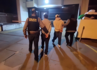 Capturan a hermanos por presunto asesinato en grado de tentativa.