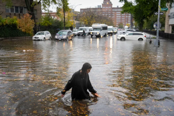 inundaciones Nueva York reporta inundaciones en varios puntos del estado tras las fuertes lluvias.