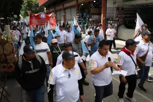 Macha por el Día de la Revolución recorre calles de la capital este 20 de octubre