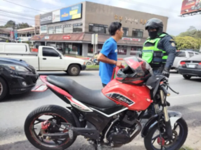 operativo motorizado PNC Tránsito empieza este jueves con Plan Control Motorizado en el que sancionará a los motociclistas que no cumplan con la ley de tránsito.