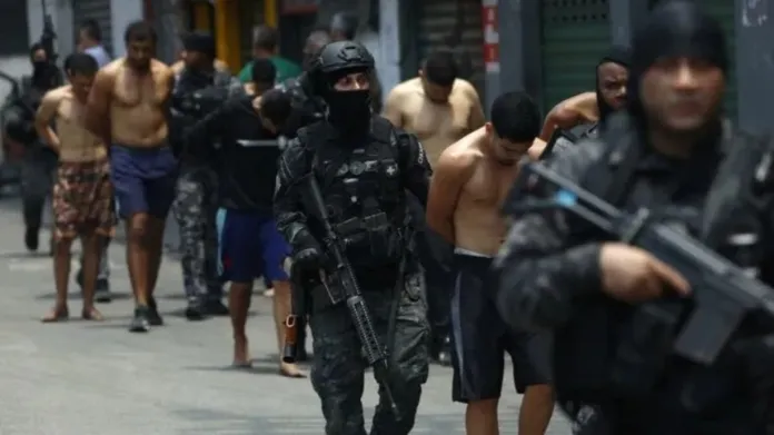 operativo Operativo más letal en Río de Janeiro deja 132 fallecidos; ministro de Justicia cuestiona su legalidad.