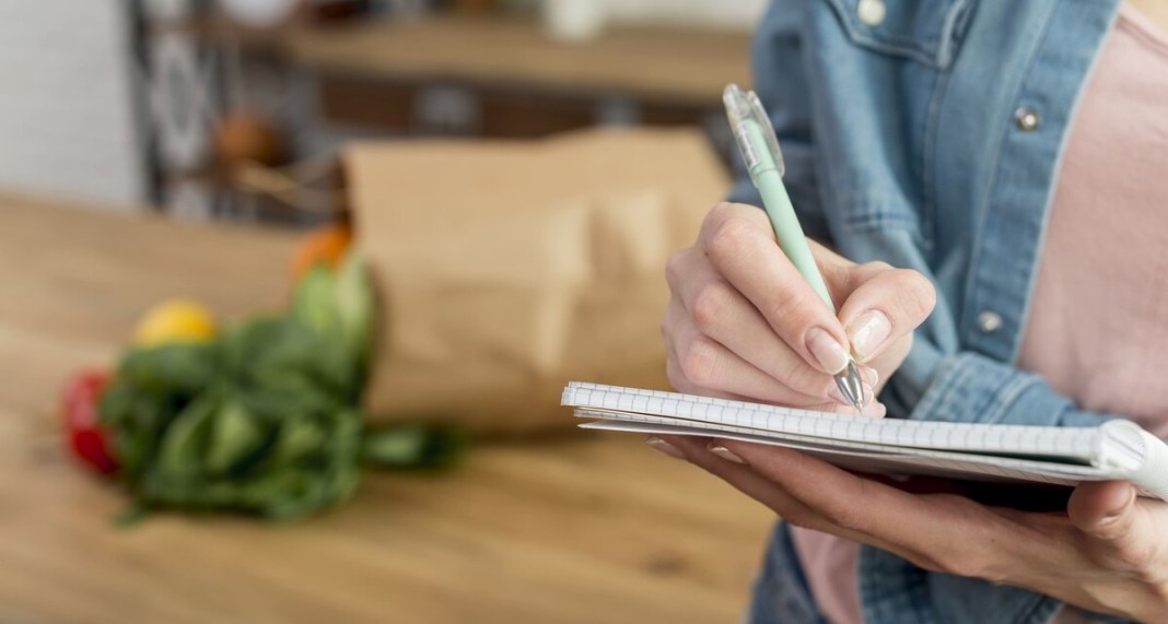 Super Un carrito bien planificado es sinónimo a tener un estilo de vida ordenado, eficiente y sostenible. Foto: Freepik.