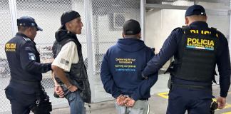 El juzgado de turno reprogramó la audiencia de primera declaración para alías "Pinky" y "Cerebro" para la noche del 31 de octubre. Foto La Hora: PNC