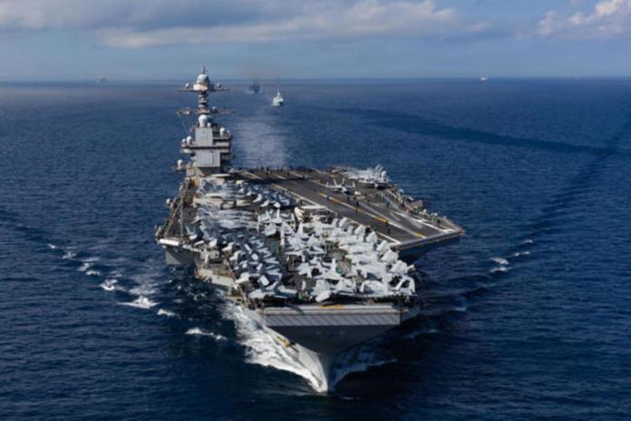 El Pentágono anunció este viernes el despliegue en el mar Caribe del portaaviones USS Gerald Ford, el mayor de la flota estadounidense, en medio de la tensión con Venezuela por los ataques militares contra lanchas al parecer cargadas con drogas. Foto: La Hora: EFE/Alyssa Joy/Marina de EEUU