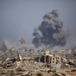 Israel encabeza una serie de bombardeos en la Franja de Gaza en medio de una tregua de alto al fuego en la región. Foto La Hora: EFE