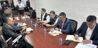 Personal de DEIC, Dipanda y de Inspectoría General de la PNC acudieron a la citación por fuga de Fraijanes II. Foto: La Hora / José Orozco