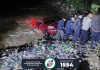 Una camioneta tipo agrícola fue arrastrado por la corriente del Río Cantzela, ubicado entre los Caseríos Tierra Blanca y El Arenal, San Miguel Ixtahuacán, San Marcos Foto: Bomberos San Miguel Ixtahuacan