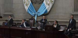 La Corte de Constitucionalidad otorga un amparo para que la junta directiva retome la plenaria y elegir al primer secretario. Foto: La Hora / José Orozco