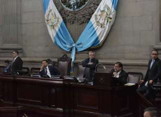 La Corte de Constitucionalidad otorga un amparo para que la junta directiva retome la plenaria y elegir al primer secretario. Foto: La Hora / José Orozco