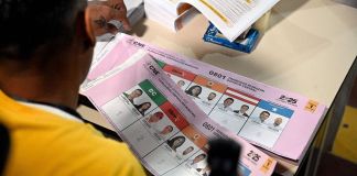 Elecciones en Honduras se extienden a una hora más tras decisión de juntas receptoras de votos.