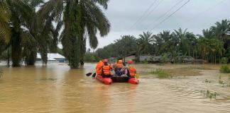 Las inundaciones en Indonesia dejan 435 muertos y 406 desparecidos