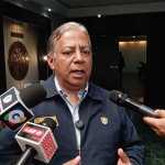 Plan de movilidad de Emetra presenta a dueños de buses extraurbanos regulación de transporte pirata.