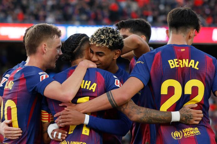 3-1. El Barça remonta ante el Alavés y dormirá líder
