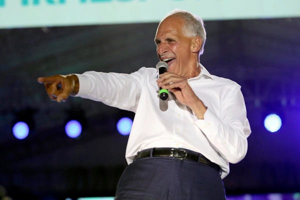 Resultados preliminares en elecciones de Honduras 2025 dan ventaja a Nasry Asfura para la presidencia.