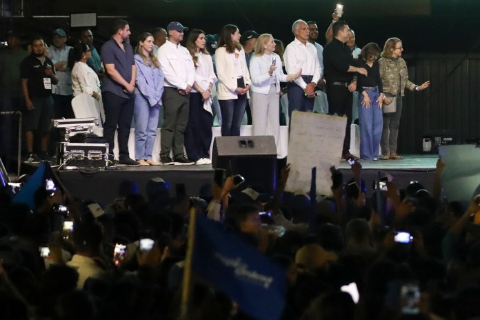 Tensión y denuncias de fraude a falta de una semana para las elecciones en Honduras