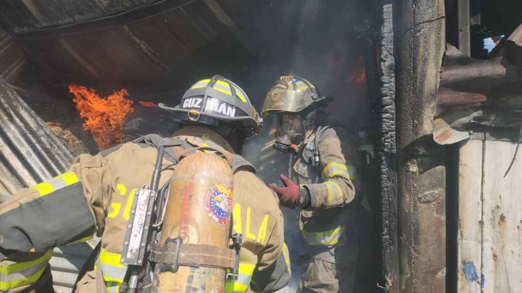 Foto La Hora: Bomberos Voluntarios