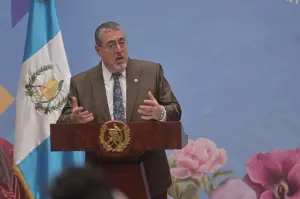 Arévalo enfrenta otra semana decisiva con acciones en seguridad, comercio, salud y gobernabilidad