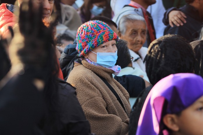 Instituciones de Salud recomiendan protegerse debido a las bajas temperaturas. Foto: La Hora