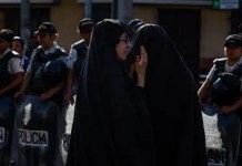 Guatemala aún espera información de supuestos menores rescatados en Colombia de la secta Lev Tahor Guatemala aún espera información de supuestos menores rescatados en Colombia de la secta Lev Tahor.