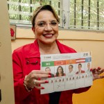 "Hondureños deben votar para demostrar soberanía", afirma la presidenta Castro tras emitir su voto.