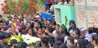 El alcalde fue enterrado en laa colonia 20 de Octubre. Foto La Hora: Pregonero Noticias Chimaltenango