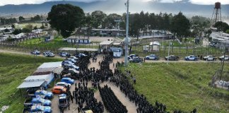 Requisa en Cantel: Nuevas autoridades de Gobernación y SP despliegan 2 mil agentes en centro carcelario Operativo por el Ministerio de Gobernación y el Sistema Penitenciario en Cantel, Quetzaltenango. Foto La Hora: Mingob