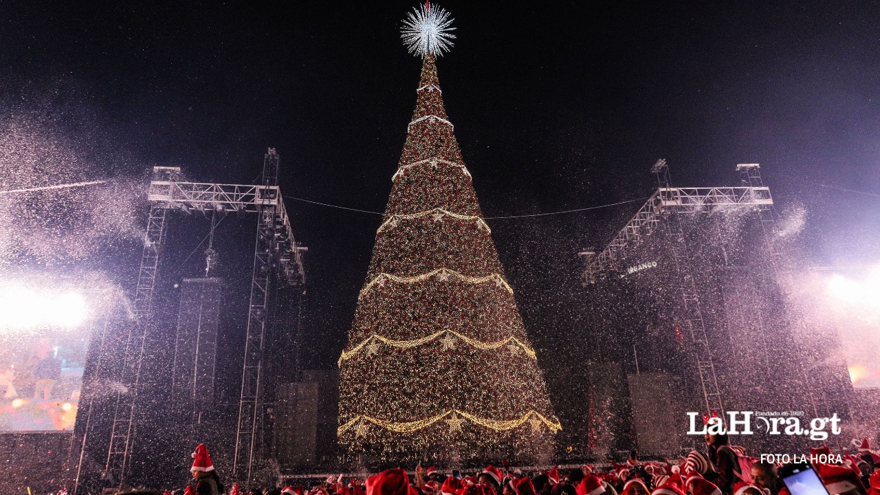 El Festival Árbol Gallo ilumina el inicio de las fiestas de fin de año en Guatemala