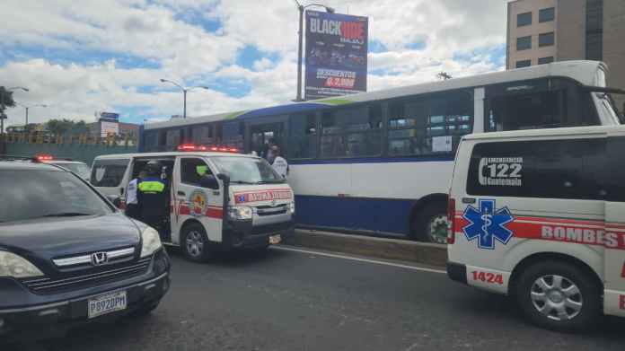 Ataque en el bulevar Liberación. Foto La Hora: CVB.