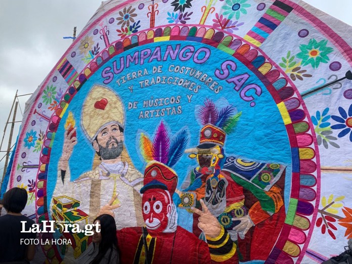El tradicional Festival de Barriletes Gigantes. Foto: La Hora.