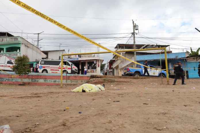 Fallecido en campos de colonia Nueva Jerusalén, zona 18. Foto La Hora: CVB.