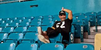 El exjugador de la Selección de Guatemala publicó una imagen con el fondo de la Fedefut y escribió "Tengo ilusión!". Foto La Hora: Carlos Ruiz