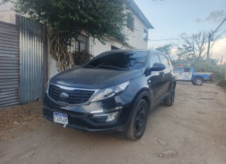 El vehículo, una Kia Sportage negra, tenía reporte de robo desde mayo pasado; la Policía busca huellas y otros indicios que lleven hasta los sicarios