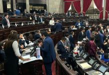 Presupuesto 2026: Icefi identifica «alteraciones cuantiosas y fiscalmente dañinas» En una larga jornada, el Congreso de la República aprobó el presupuesto 2026 la mañana de este miércoles. Foto La Hora: Congreso
